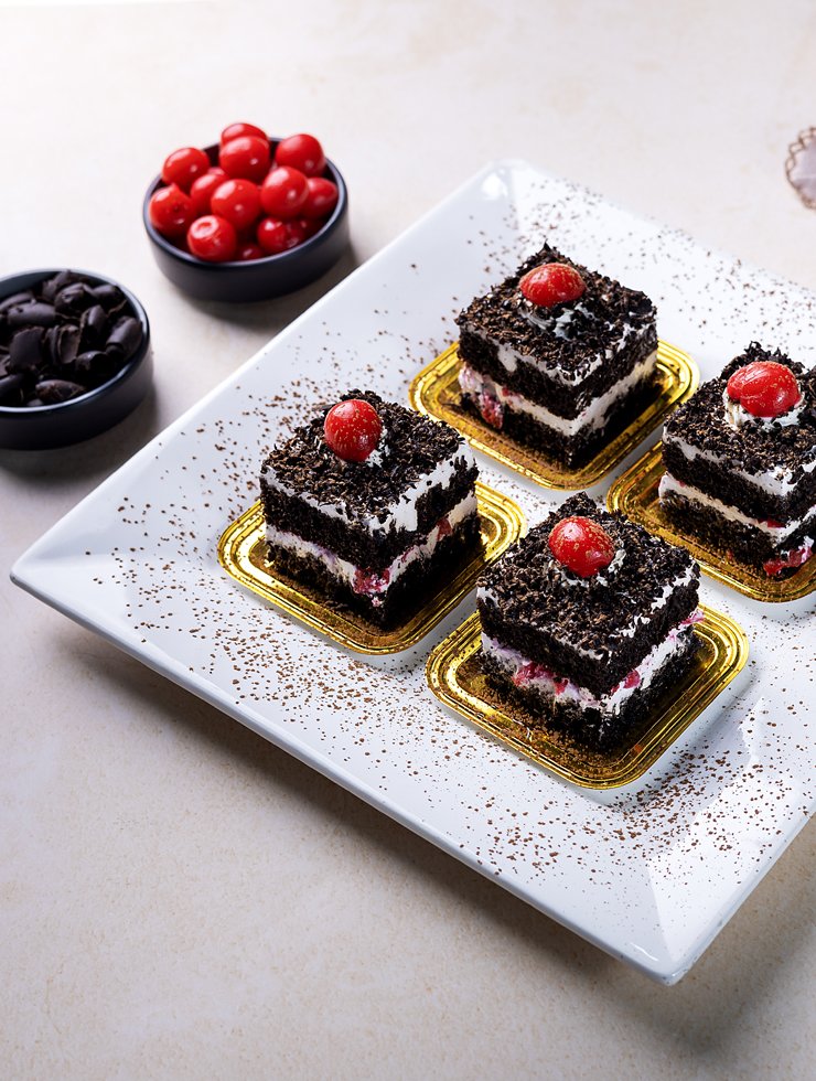 Black-Forest-Pastry Black-Forest-Pastry